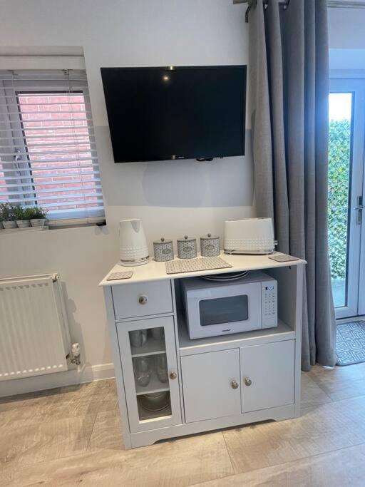 Hadleigh  Modern Stylish Studio Flat Near Leigh On Sea. מראה חיצוני תמונה